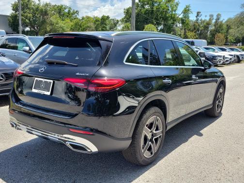 Black 2026 Mercedes-Benz GLC 300 4MATIC