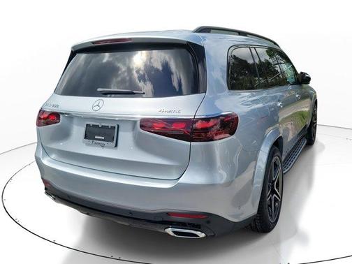 2026 Mercedes-Benz GLS 450
