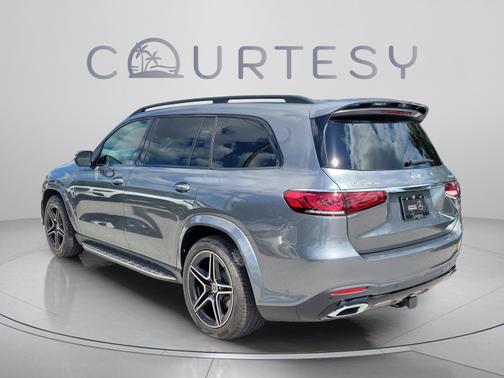 Selenite Grey Metallic 2023 Mercedes-Benz GLS 450 4MATIC