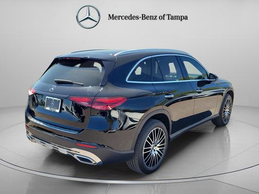2023 Mercedes-Benz GLC 300 