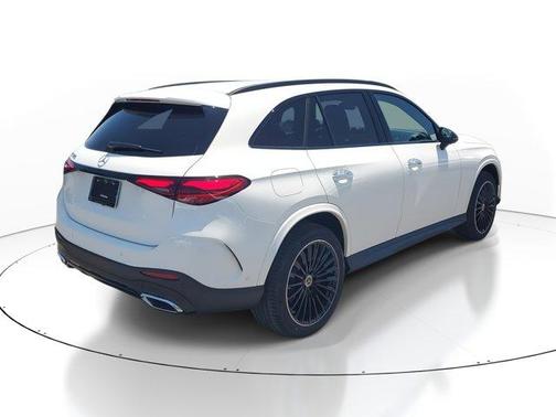 2025 Mercedes-Benz GLC 300 Base