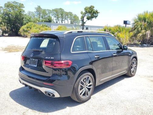 2025 Mercedes-Benz AMG GLB 35 Base