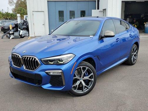2020 BMW X6 M50i