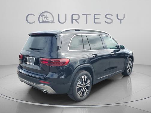 Night Black 2026 Mercedes-Benz GLB 250 Base
