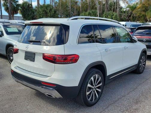 2022 Mercedes-Benz GLB 250 