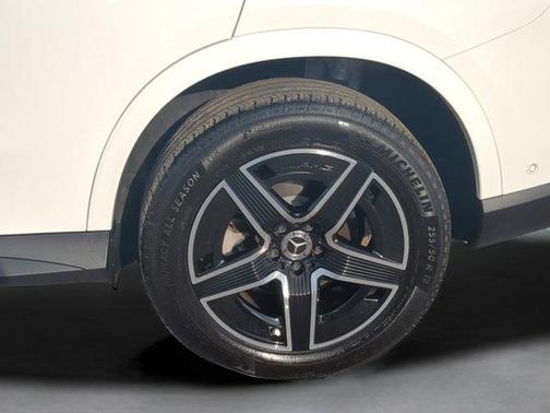 2025 Mercedes-Benz GLC 300 Base 4MATIC