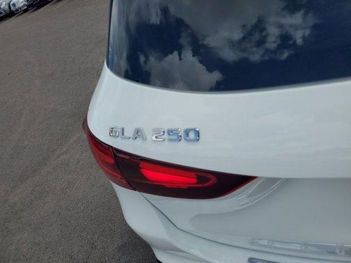 2026 Mercedes-Benz GLA 250 Base