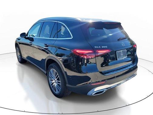 2026 Mercedes-Benz GLC 300 Base