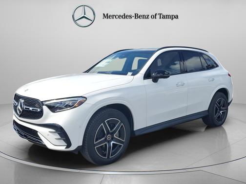 Polar White 2026 Mercedes-Benz GLC 300