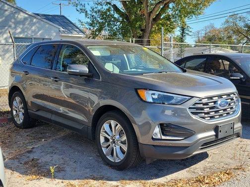 2023 Ford Edge Titanium