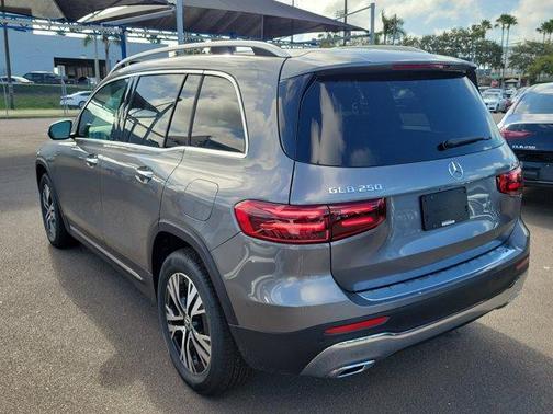 2026 Mercedes-Benz GLB 250 Base