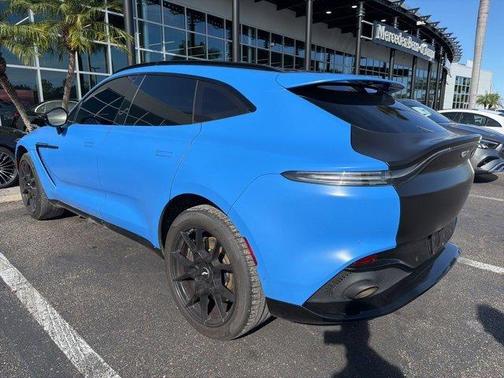 2021 Aston Martin DBX Base