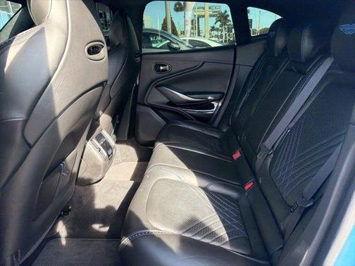 2021 Aston Martin DBX Base