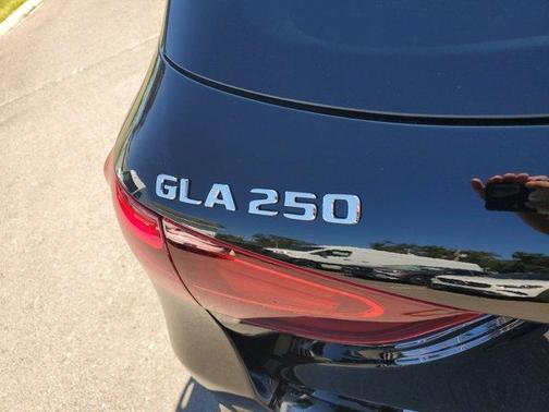 2025 Mercedes-Benz GLA 250 Base