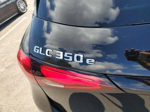 2025 Mercedes-Benz GLC 350e Base 4MATIC