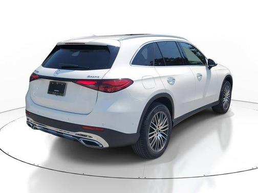 2025 Mercedes-Benz GLC 300 Base 4MATIC