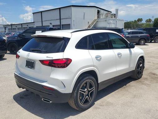 2025 Mercedes-Benz GLA 250 Base 4MATIC