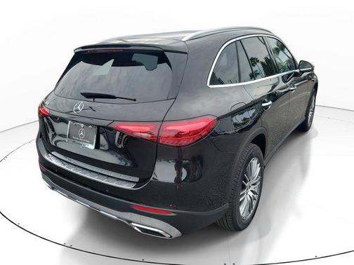 2026 Mercedes-Benz GLC 300 Base