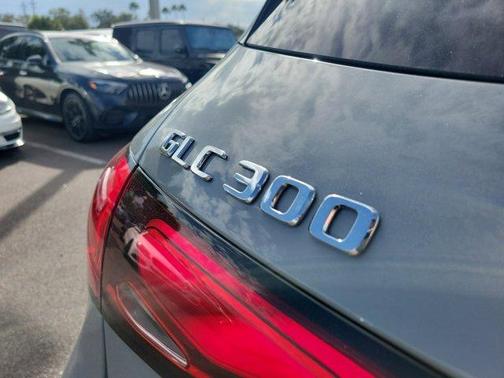 2026 Mercedes-Benz GLC 300 Base 4MATIC