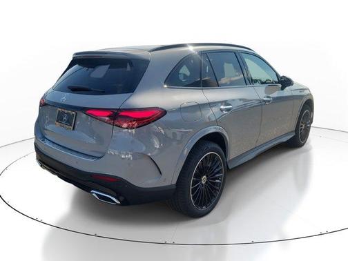 2026 Mercedes-Benz GLC 300 Base