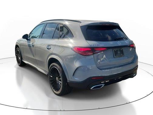2026 Mercedes-Benz GLC 300 Base