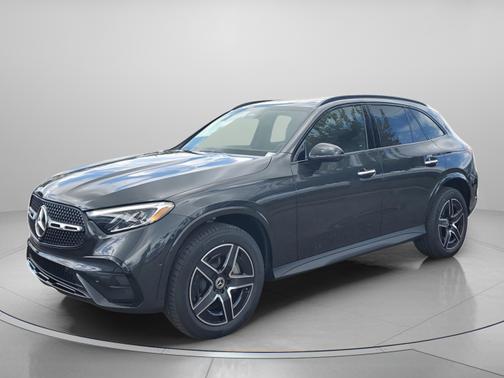 Graphite Grey Metallic 2026 Mercedes-Benz GLC 300