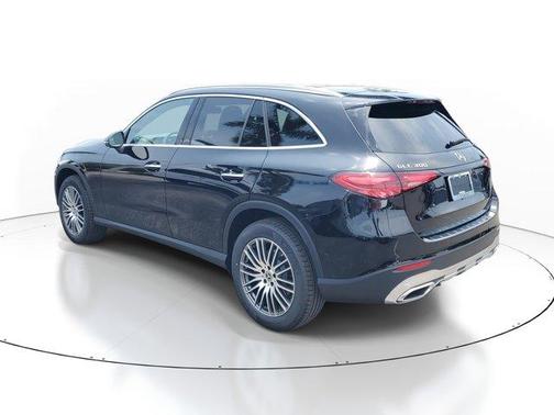 2025 Mercedes-Benz GLC 300 Base