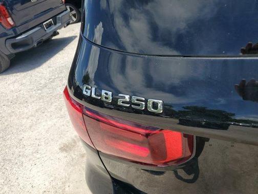2025 Mercedes-Benz GLB 250 Base