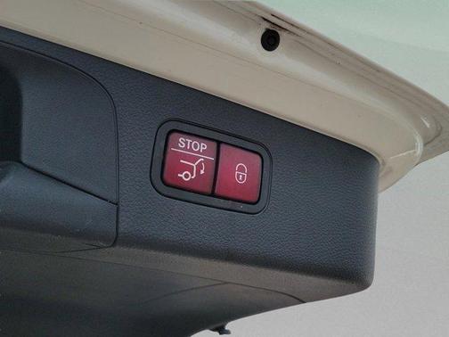 2021 Mercedes-Benz GLC 300 Base