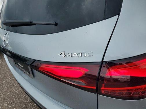 2025 Mercedes-Benz GLC 300 Base 4MATIC