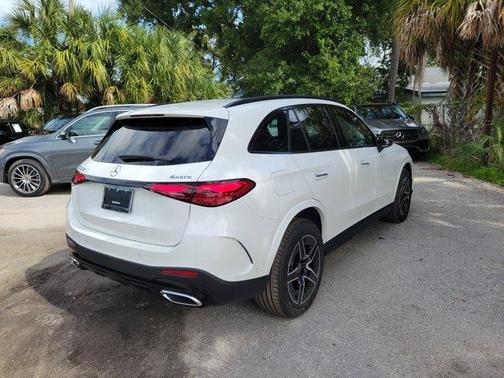 2026 Mercedes-Benz GLC 300 Base 4MATIC