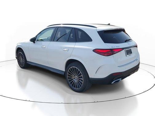 2025 Mercedes-Benz GLC 300 Base