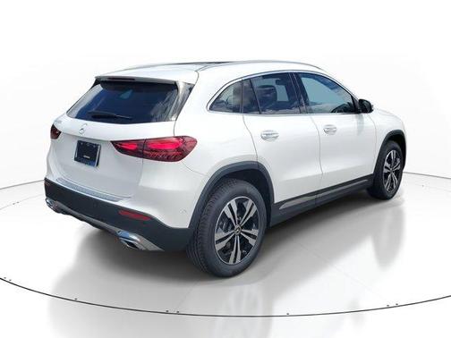 2026 Mercedes-Benz GLA 250 Base