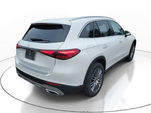 2026 Mercedes-Benz GLC 300 Base