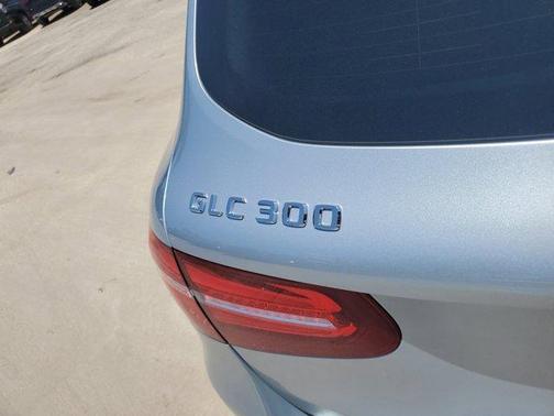 2016 Mercedes-Benz GLC-Class GLC 300 4MATIC