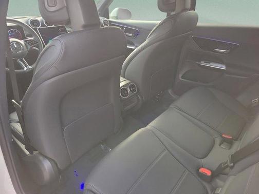 2026 Mercedes-Benz GLC 300 Base