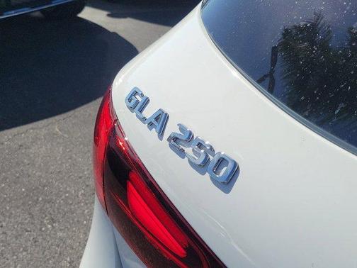 2026 Mercedes-Benz GLA 250 Base