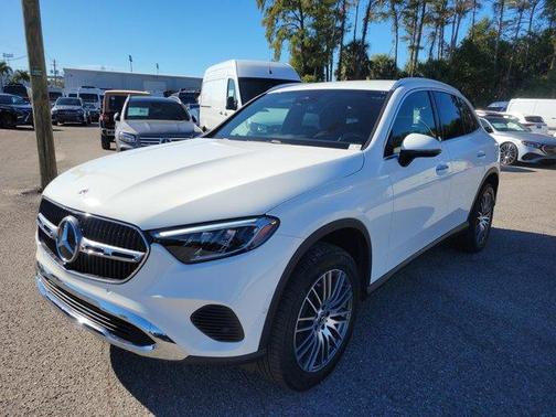 2025 Mercedes-Benz GLC 300 Base