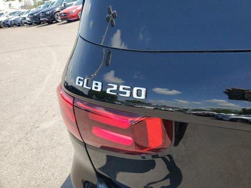 2024 Mercedes-Benz GLB 250 Base