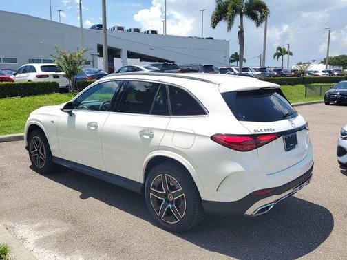 2025 Mercedes-Benz GLC 350e Base 4MATIC
