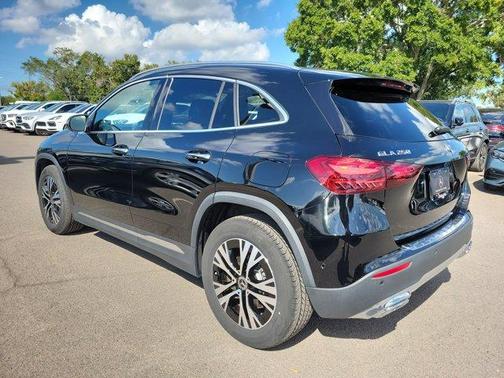 2025 Mercedes-Benz GLA 250 Base