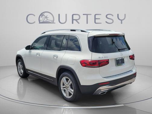 Polar White 2022 Mercedes-Benz GLB 250 Base