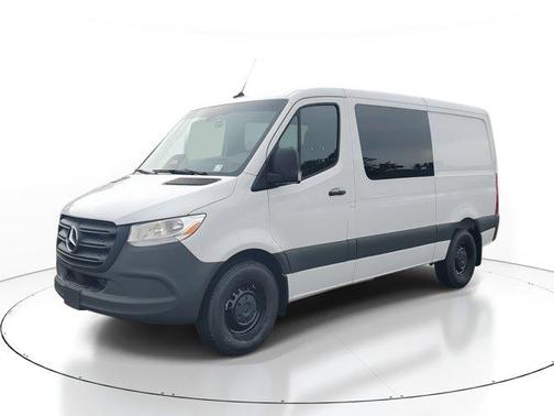 2025 Mercedes-Benz Sprinter 2500 144 WB