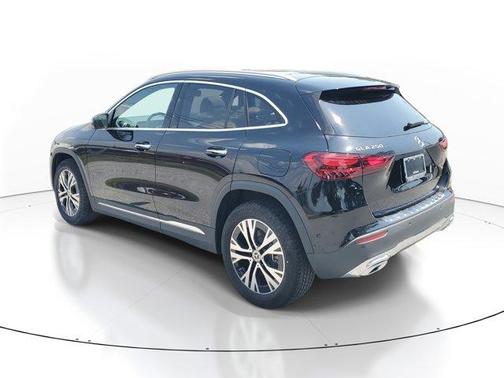 2025 Mercedes-Benz GLA 250 Base