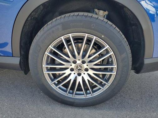 2026 Mercedes-Benz GLC 300 Base