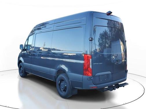 2025 Mercedes-Benz Sprinter 2500 Standard Roof