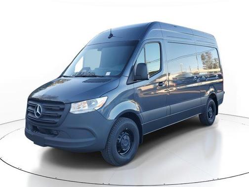 2025 Mercedes-Benz Sprinter 2500 Standard Roof