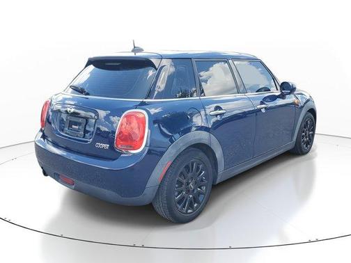 2016 MINI Hardtop Cooper