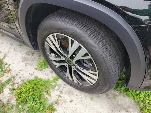 2025 Mercedes-Benz GLB 250 Base