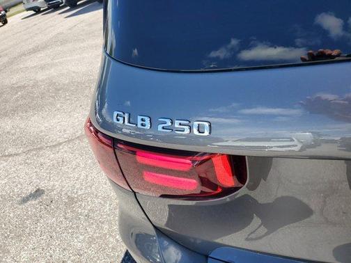 2026 Mercedes-Benz GLB 250 Base